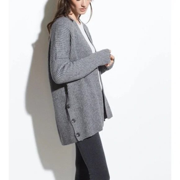 💕VINCE💕 Ribbed Side Buttoned Open Cardigan Sweater ~ Grey Wool Yak Small NWOT - Picture 4 of 16